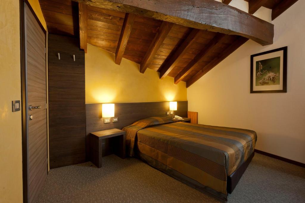 Locanda Sant'Ambrogio Rivalta  Szoba fotó